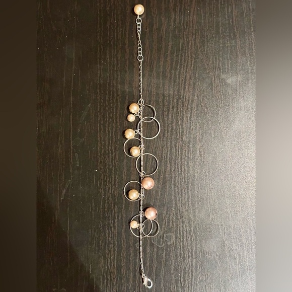 3/$15 - Silver & Metallic Pink Pearl Dangle Bracelet - Picture 5 of 7